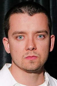 Эйса Баттерфилд