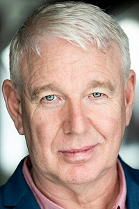 Саймон Дейвис